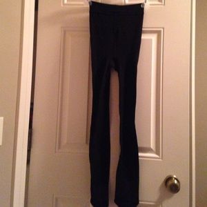 Black fleece lined footed leggings