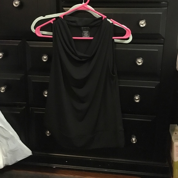 black scoop neck - Picture 1 of 2