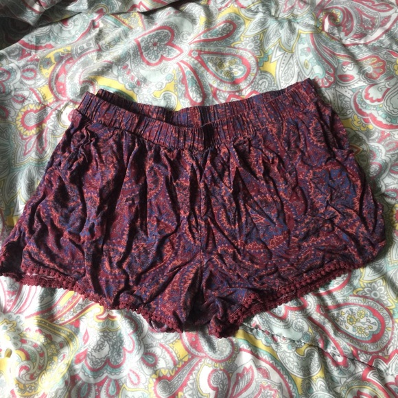 Target mossimo pattern shorts