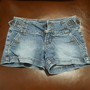 Jean short
