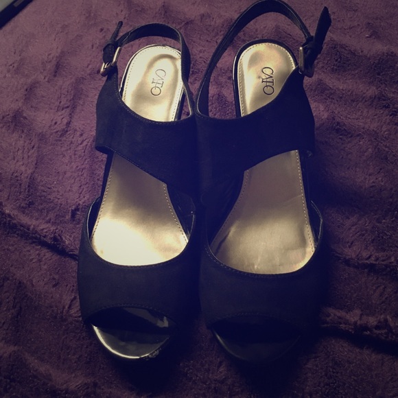 Cato black wedges