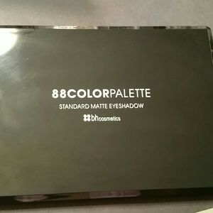 BH Cosmetics 88 Color Palette Matte Eyeshadow