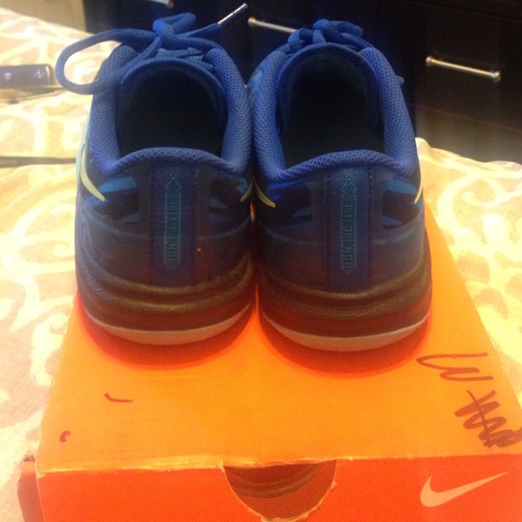 Kobes - Picture 3 of 4