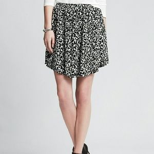 🛇SOLD🛇💥🚩SALE💥🚩Black Animal Print Skirt- NWOT