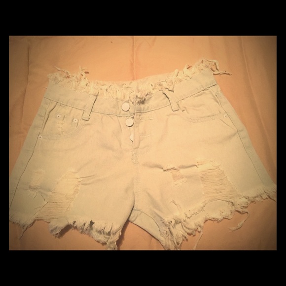 High waisted destroyed jean shorts size 26 - Picture 1 of 4