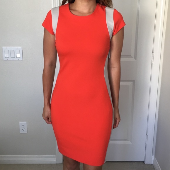 Diane Von Furstenberg sz 2 coral dress