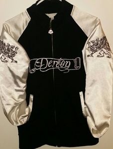 2 Piece Dereon pants suit Great condition