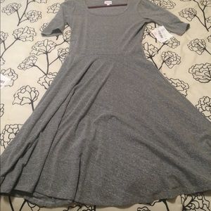 New Lularoe gray Nicole dress size small