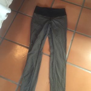 lululemon striped pants size 4
