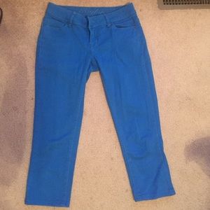 Blue Delia's capris: "Taylor" style