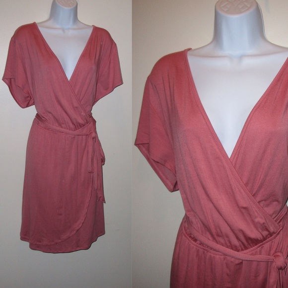 ⚓️Firm! Tulip Wrap Dress Plus Size 2X - Picture 2 of 2