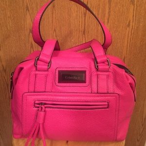Oh so cute Fuchsia pink handbag
