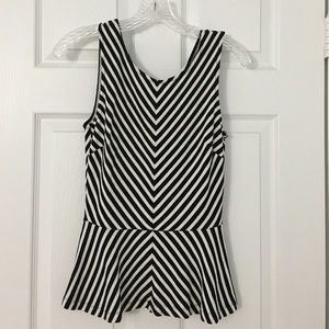 Banana Republic Sz 2 black & white peplum top NWOT