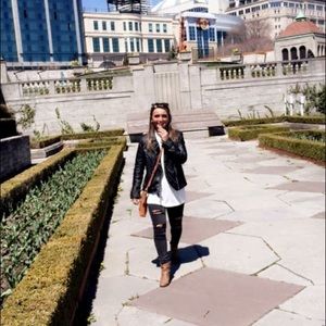 Meet your Posher, Gabrielle