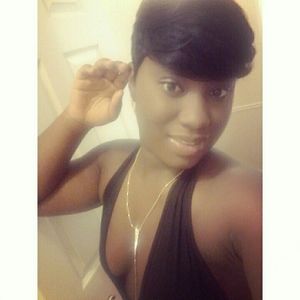 Meet your Posher, Akirah