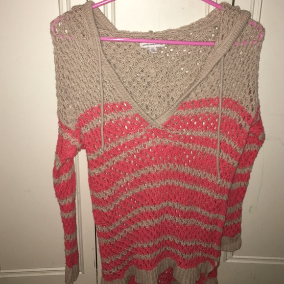 American Eagle sweater/ cover up