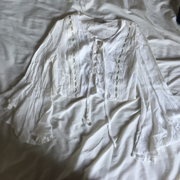 LF Cream lace up crop top