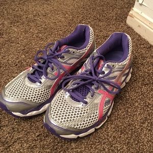 Moving sale!!! Women's cumulus asics