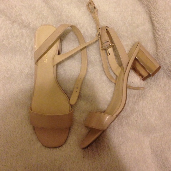 Nine West block heel tulip sandals - Picture 1 of 2