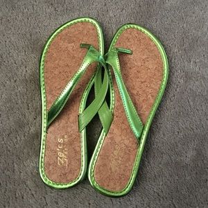 Ze's Fashion Sandal Size 7