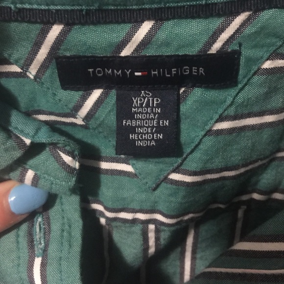 Tommy Hilfiger button down - Picture 2 of 3