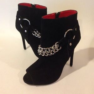 STUNNING Charles Jourdan Stiletto Booties