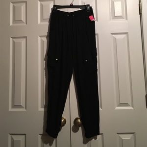 NWT black cargo pants