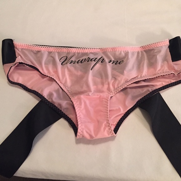 Victoria's Secret Unwrap Me Panty