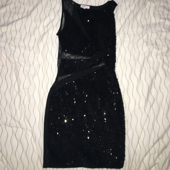Black body fit cocktail dress