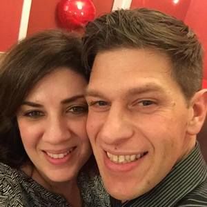 Meet your Posher, Ronit