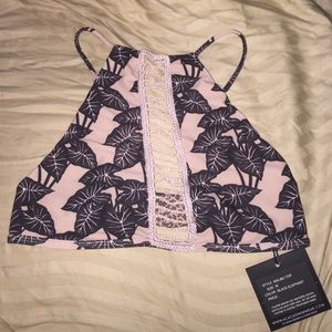 SOLD Acacia BNWT Malibu top in BE