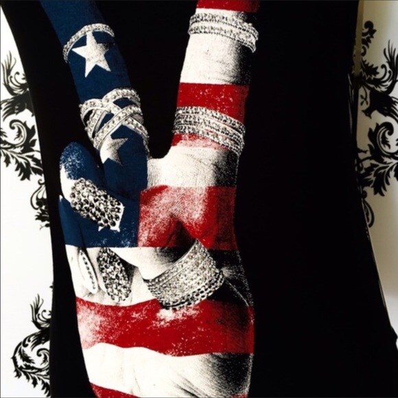 🍀 NWT! 🇺🇸✌🏻️ Gemmed Peace Sign Tank! - Picture 5 of 7