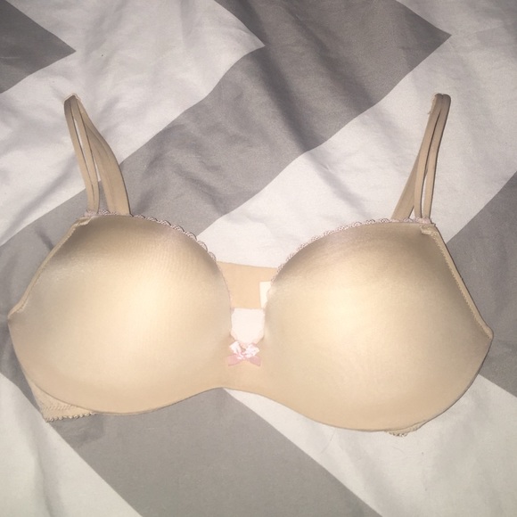 NWOT Victoria's Secret Demi bra 32C