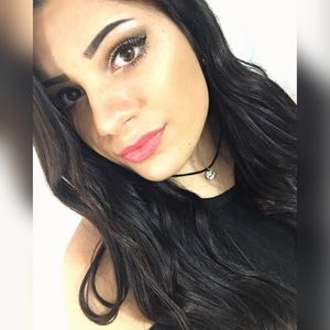 Meet your Posher, Valerie