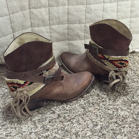 Steve Madden - FREEBIRD MZCAL