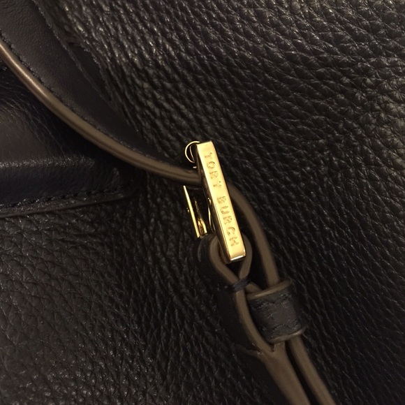 Brand New Tory Burch handbag NWOT - Picture 4 of 4