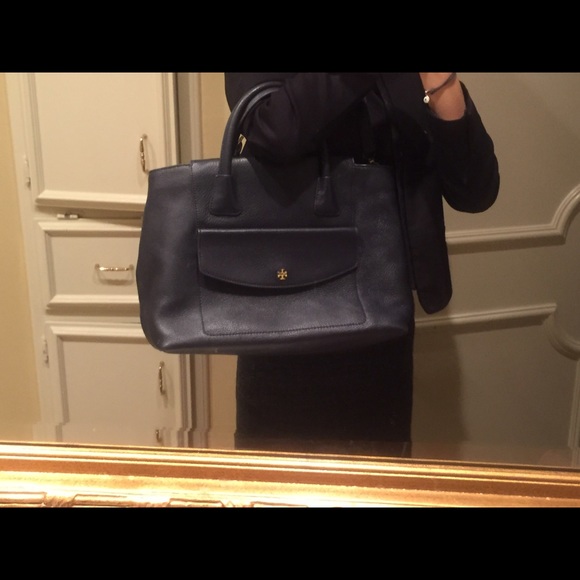 Brand New Tory Burch handbag NWOT - Picture 2 of 4