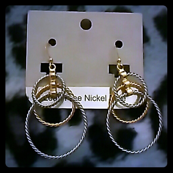 Two tone triple hoop dangle fashion earrings