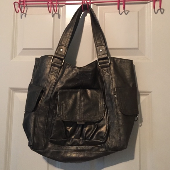 Pewter / silver billabong purse and wallet