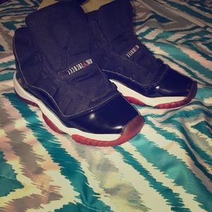 Air Jordan Retro 11 XI Bred GS (Grade School)