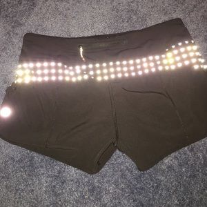 Lulu lemon 4-way stretch short