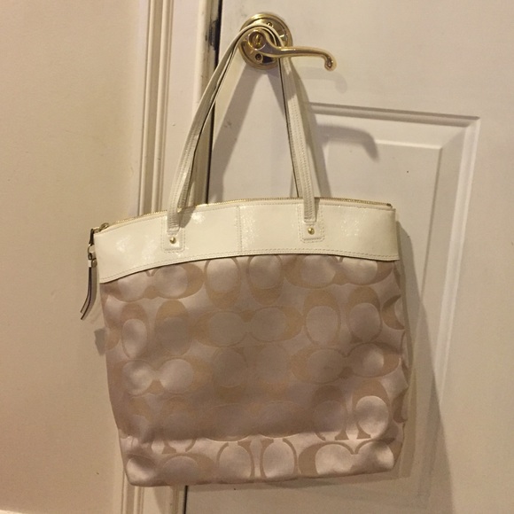 Authentic Coach Bag - Picture 3 of 4