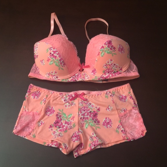 Kiss & Tell Intimates Other - Kiss & Tell Bra and Panty Set