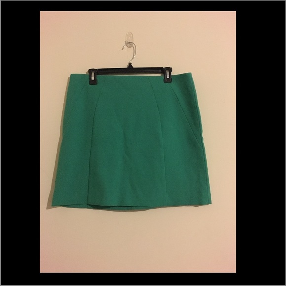 🔷Sapphire Sale 🔷Green Skirt