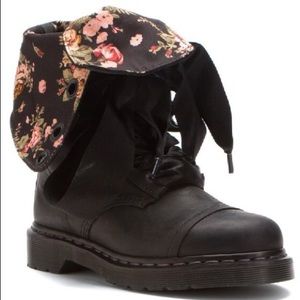 Dr Marten Boots