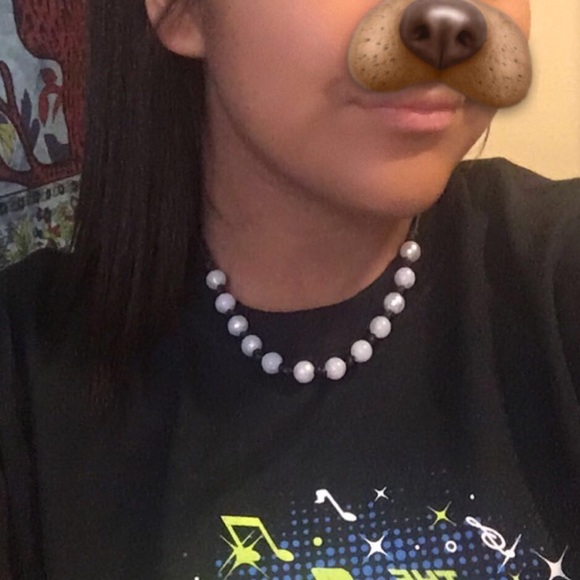 Leather pearl chocker - Picture 2 of 6