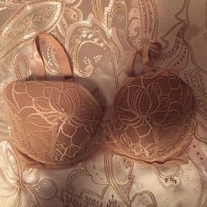 34 DDD Natori nude bra
