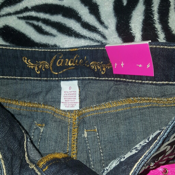 Candies BRAND NEW Jean Skirt with Belt - Picture 2 of 4