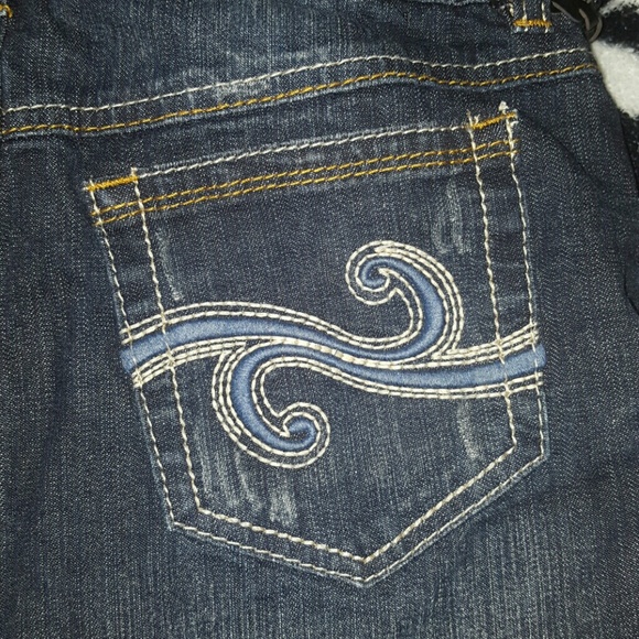 Candies BRAND NEW Jean Skirt with Belt - Picture 4 of 4