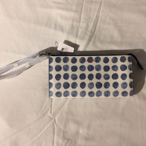 Coach Handbags - COACH blue dot zippy wallet